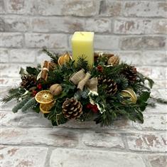Cosy Christmas Table Arrangement