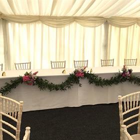 fwthumb60top-table-flowers.jpg