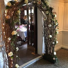 fwthumb58wedding-flower-arch.jpg